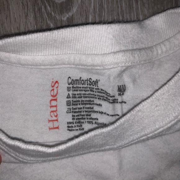 Tshirt - Picture 3 of 3